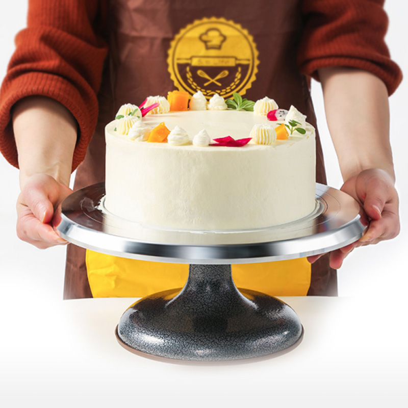 How to choose a good quality cake decorating turntable