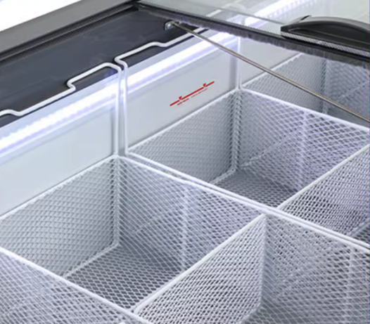 c8f61937-9436-4032-b2d8-bbb7063f9bf1